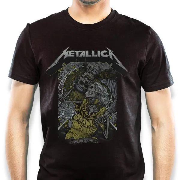 Camiseta rock Metallica Nothing Else Matters masculina tamanho adulto com mangas curtas na cor preta Classics