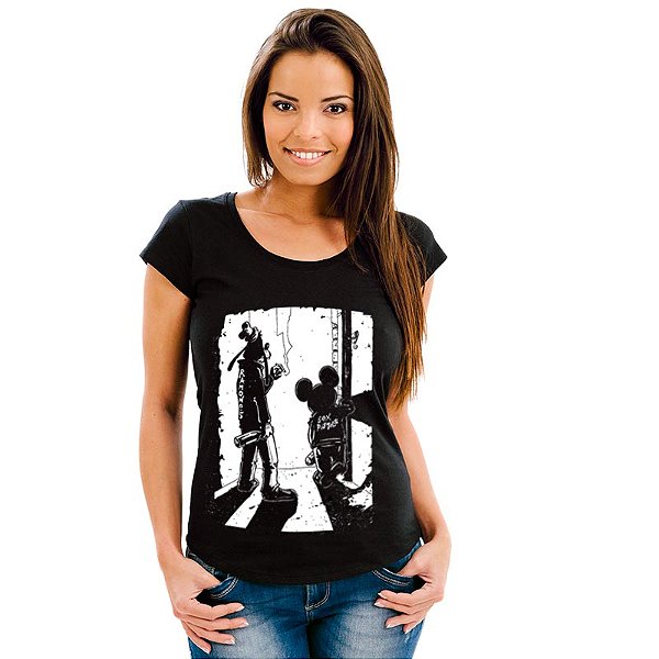 Oferta Relâmpago - Camiseta Preta M Feminina Mickey e Pateta Punk Premium
