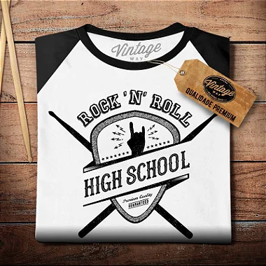 Oferta Relâmpago - Camiseta XG Branca co Mangas Curtas Rock and Roll High School