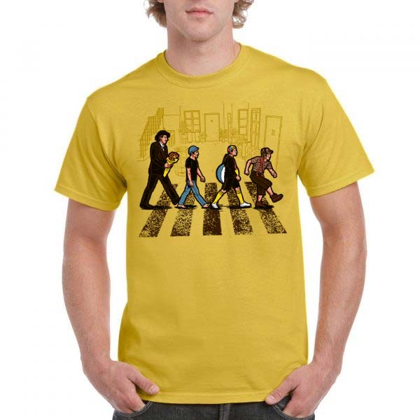 Camiseta Rock Premium Beatles Chaves Abbey Village tamanho adulto com mangas curtas na cor mostarda