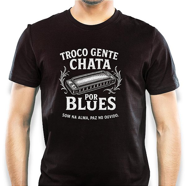 Camiseta Troco gente chata por Blues tamanho adulto com mangas curtas na cor preta