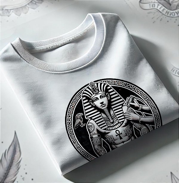 Camiseta Faraó Tatuado tamanho adulto na cor branca premium