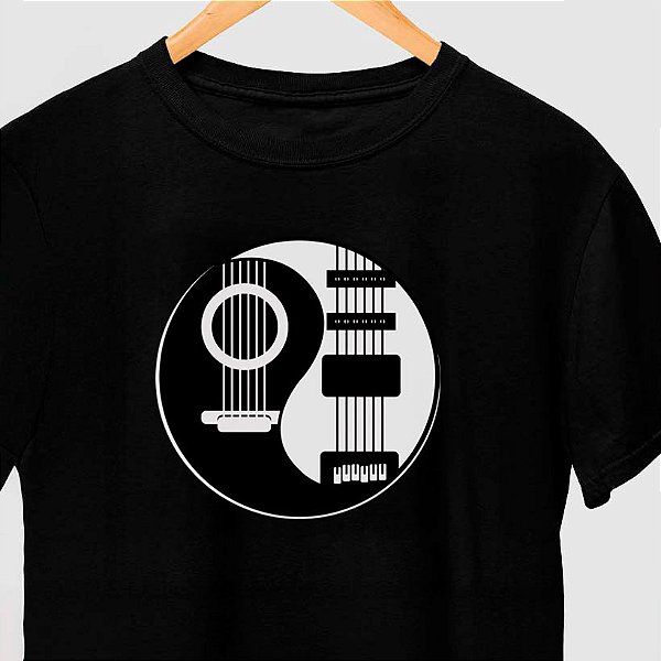 Camiseta Yin Yang Guitarras com mangas curtas na cor preta premium