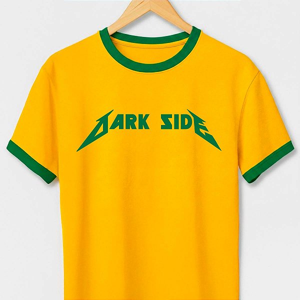 Camiseta Dark Side na cor amarela com gola e punhos verdes com mangas curtas premium