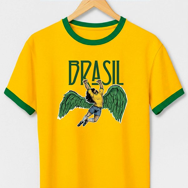 Camiseta Led Anjo Verde e Amarelo na cor amarela com gola e punhos verdes com mangas curtas premium