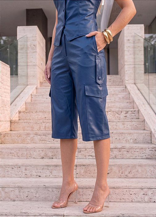 Shorts Cargo em Couro Sintético Premium