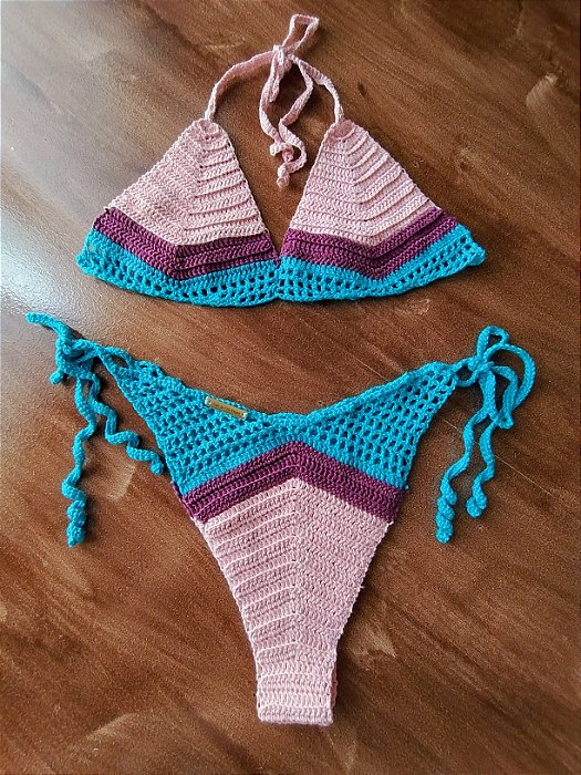 Biquíni Rosa, roxo e azul