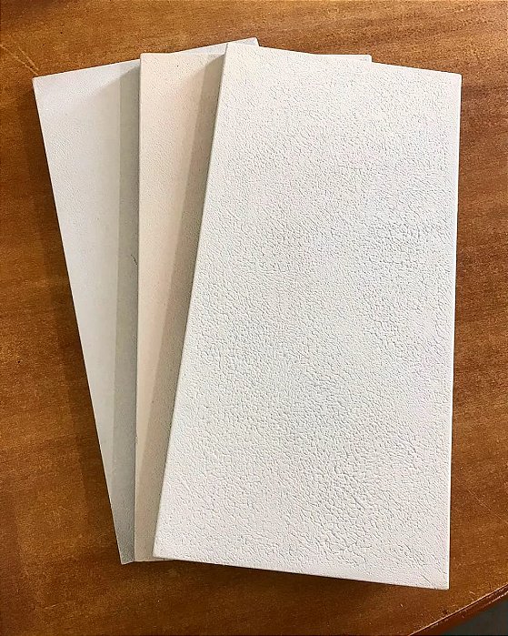 Borda Atérmica para Piscina Stylus ( Textura sem furinho ) Boleada 50X25X2,0cm - Silvano Schwanke