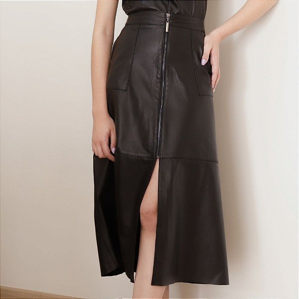 Saia Couro Pelica Midi Zipper e Bolso Frontal Preta - Karine Daher