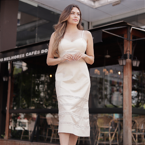 Vestido Couro Pelica Camadas Perfurado Off White - Karine Daher