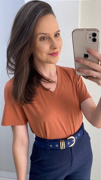 Camiseta de cotton terracota manga curta e decote V