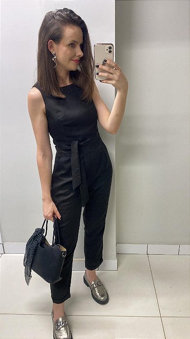 Macacão transpassado preto