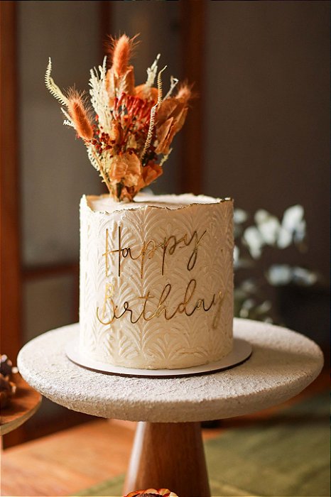 Bolo Happy Birthday - Vegano, sem glúten, sem lácteos