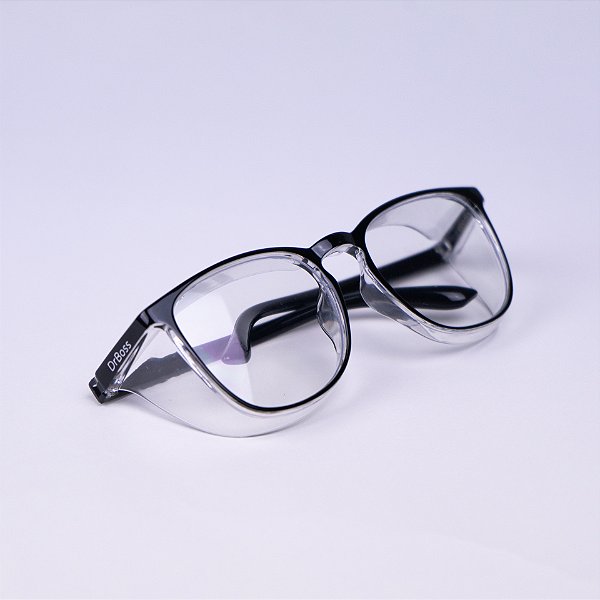 ÓCULOS  ARMAÇÃO QUADRADA PRETA