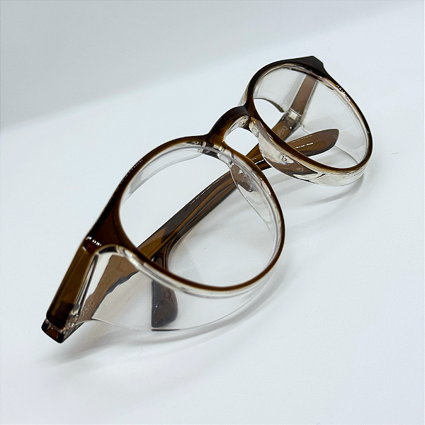 ÓCULOS ARMAÇÃO OVAL MARROM