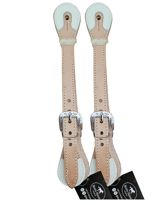 Correia de espora simples detalhe em couro branco