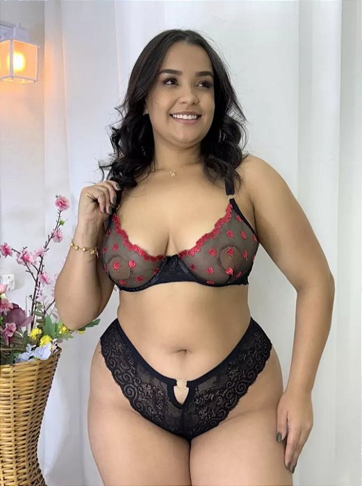 Conjunto Plus Coração Bordado
