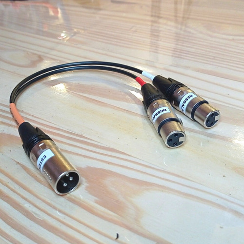 Cabo XLR Y Divisor FONE Estéreo - 2 Fêmeas - 1 Macho - 30cm Splitter