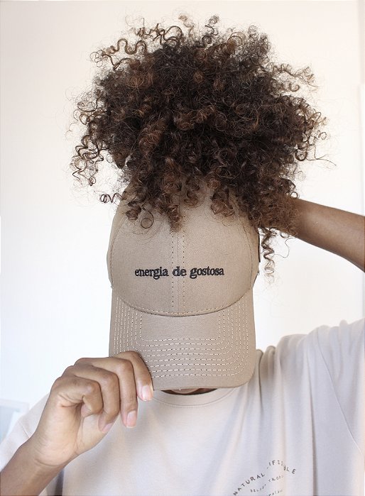 CapCachos Capuccino ENERGIA DE GOSTOSA Fivela - Boné para cabelos volumosos cacheados e crespos.