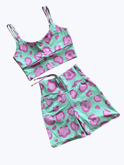 Conjunto Shorts Empina e Cordinha Cintura Alta Onça Verde e Rosa