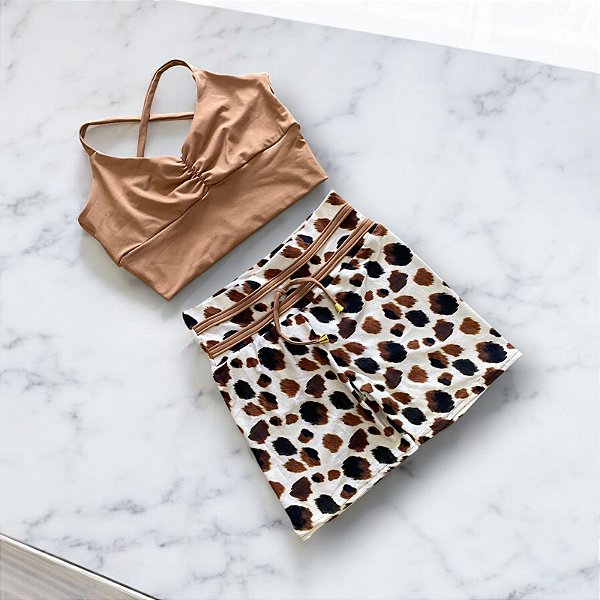 Conjunto Shorts Empina e Laço Fake Cintura Alta Animal Print Caramelo