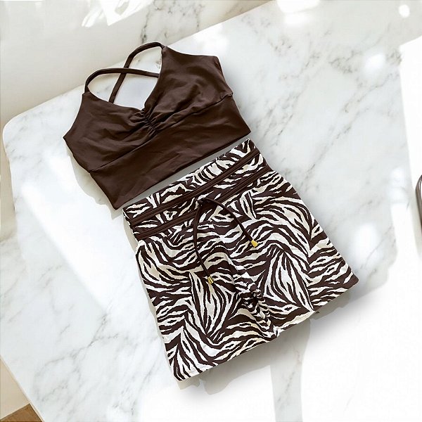 Conjunto Shorts Empina e Laço Fake Cintura Alta Animal Print Marrom