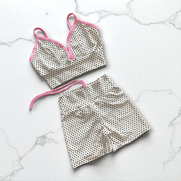 Conjunto Shorts Empina e Laço Fake Cintura Alta Mini Poá Branco e Rosinha
