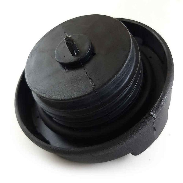 Tampa Combustível VW/CARGO/MBB/SCANIA ROSCA INTERNA C/CHAVE