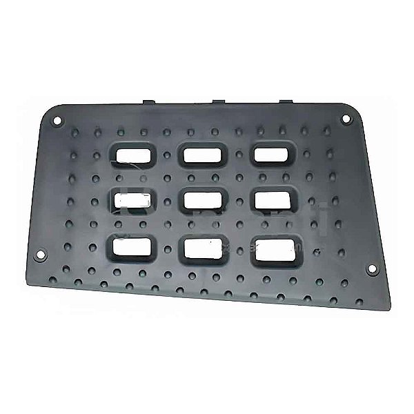 Pisante Inferior Estribo Cabine Constante Lado Esquerdo Teto Alto