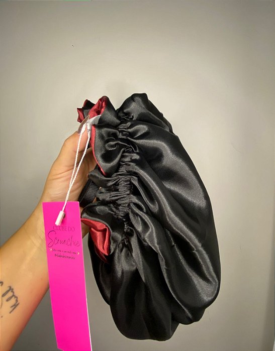 Touca Ana | preto/vinho