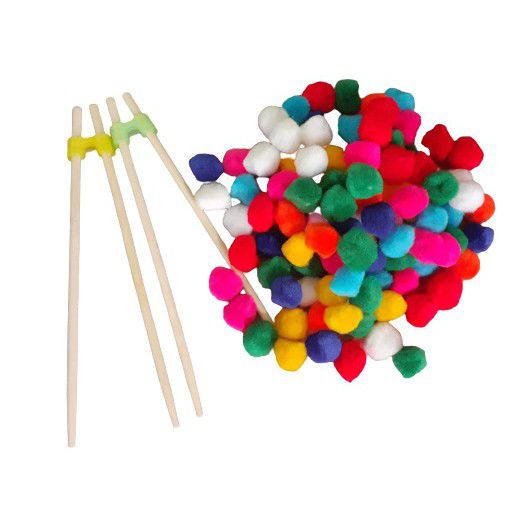 100 Pompons Coloridos com 2 Hashis de Madeira P/ Coordenação Motora Fina