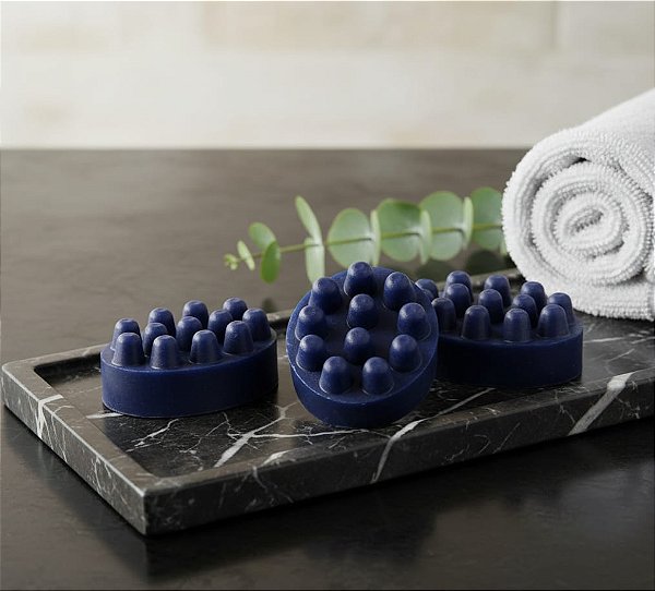 Sabonete massageador com anil