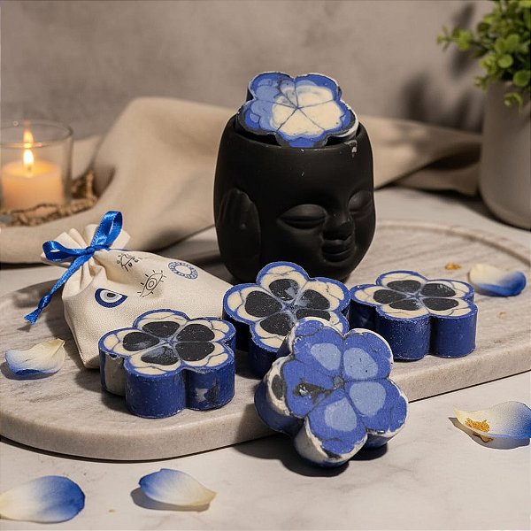 Sabonete flor com anil + saquinho de algodão