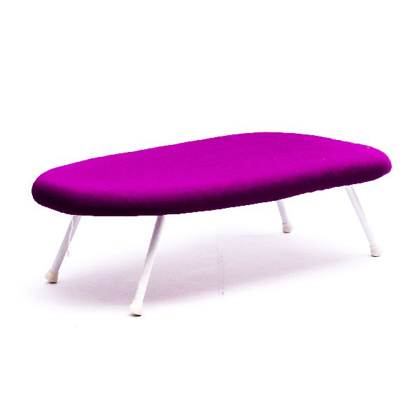 TABUA DE PASSAR ROUPA 2 PES PORTATIL PLASTICA