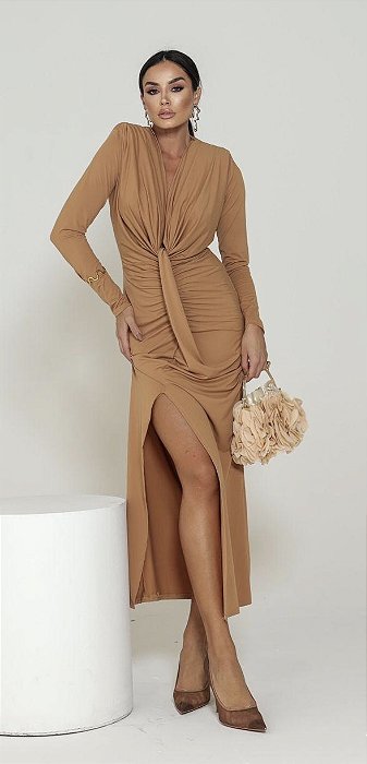 Vestido manga longa com ombreira