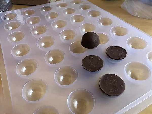 Forma Para Bombons De 25gr - Faz 35 Bombons De Uma Vez-1 unidade