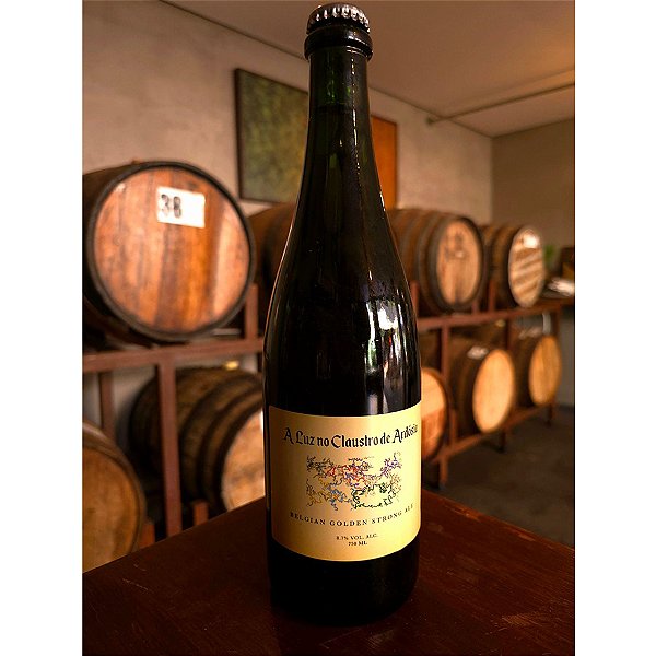 Captain Brew A Luz No Claustro De Ardosia Belgian Golden Strong Ale 750ml
