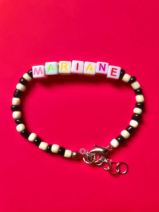 Pulseira com o nome / preto e branco