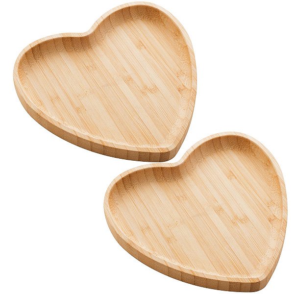 Kit Com 2 Bandejas de Coração em Bambu Servir Decorar 17x16,5cm