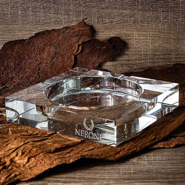Cinzeiro Nerone Square Cristal K9 - 4 Charutos