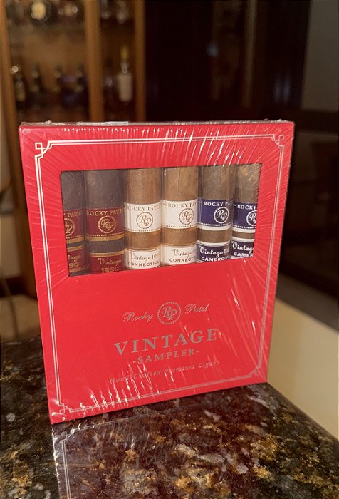 Charuto Rocky Patel Vintage Robusto - Sampler com 6 charutos