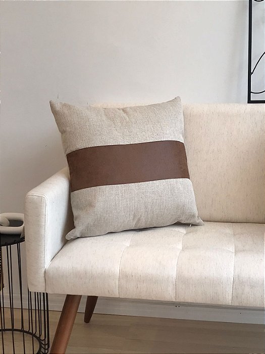 Capa para Almofada de Linho com corino marrom manchado