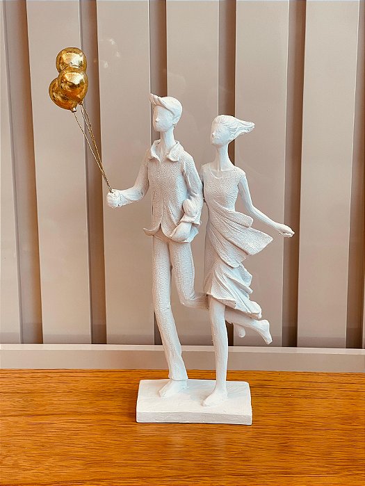 Escultura casal Encanto a Dois