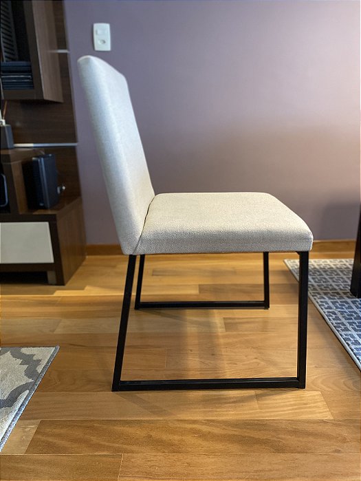 Cadeira de Jantar Vintage Yanka em Linho (F37) - DAF Mobile (Apartamento Decorado com Detalhe)