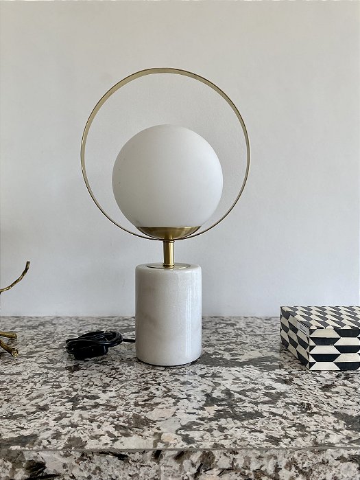 Luminária de Mesa Camboatá em Mármore - Breton (Novo)