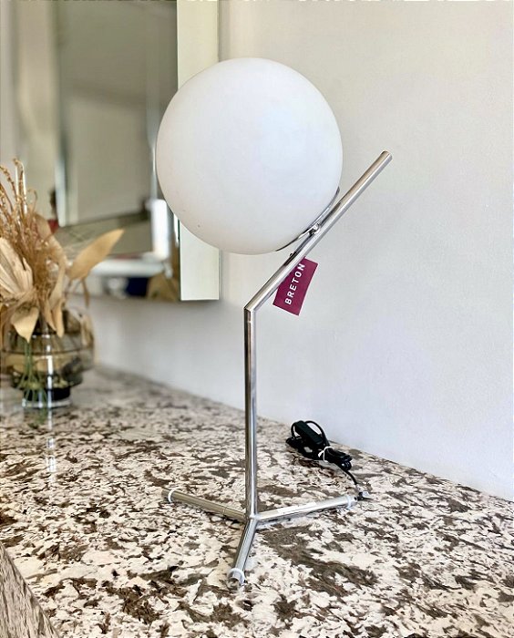 Luminária de Mesa Jatirana em Inox - Breton (Novo)