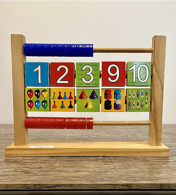 Brinquedo Lúdico Quantos São - TokStok (Apartamento Decorado com Detalhe)