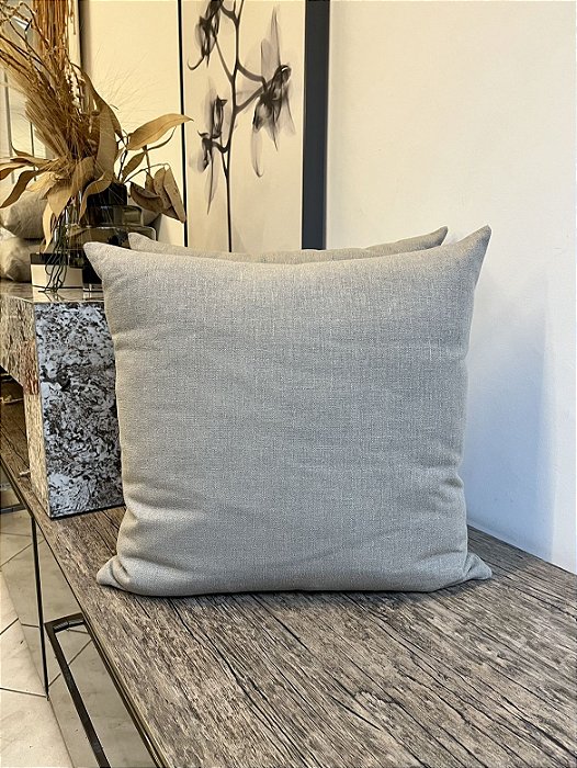 Almofada Lisa em Linho 50x50 - Artesanal (Apartamento Decorado)