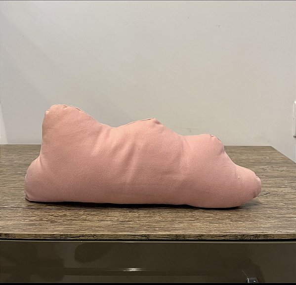 Almofada Nuvem em Linho - Artesanal (Apartamento Decorado)