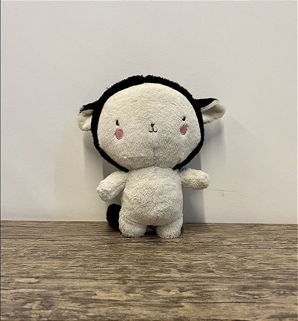 Pelúcia Personagem Japonês  - Artesanal (Apartamento Decorado com Detalhe)